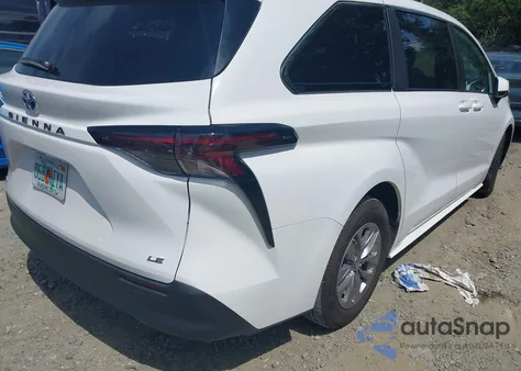 2025 Toyota Sienna Le from USA, damaged, VIN 5TDKRKEC3SS234923